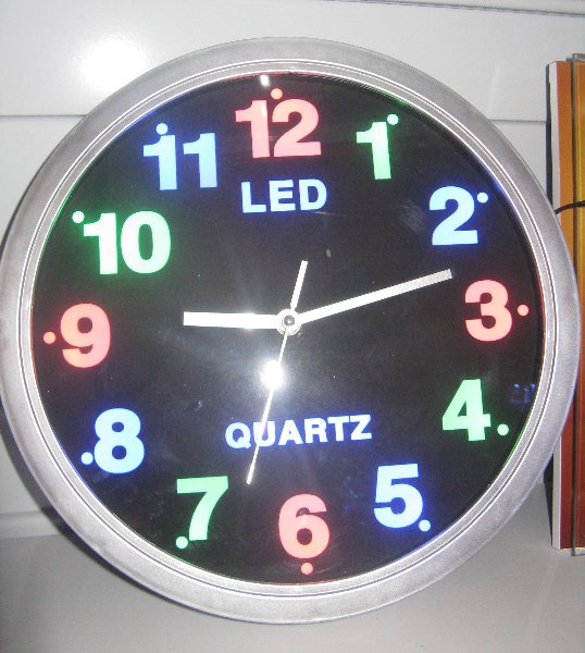 Часовник светещ G 19